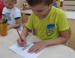 Выставка детских рисунков на темы «Светофор» и «Дорожное движение».