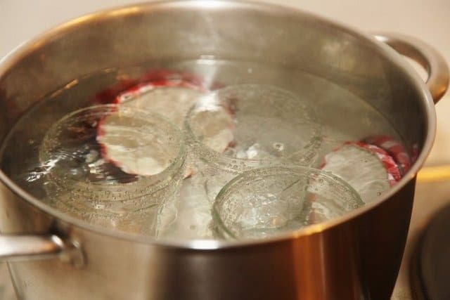 Как законсервировать виноград для замены оливок